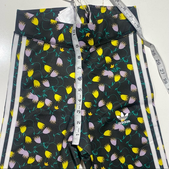 Adidas Originals AOP Multi Colored Floral Cycling Woman’s Shorts Tights NWT XS - Picture 13 of 15